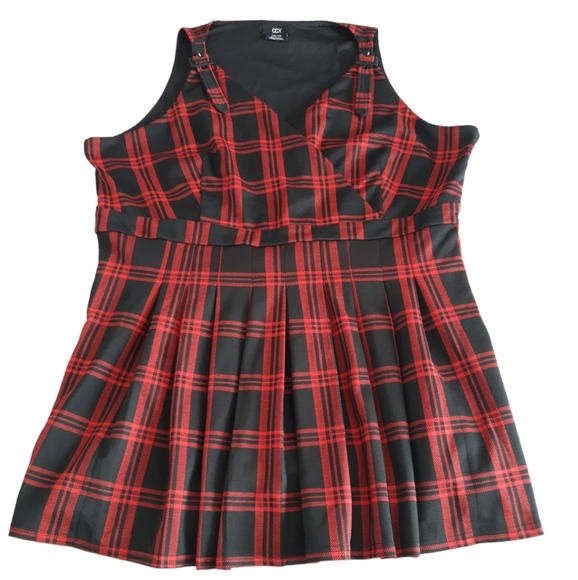 CCX City Chic XXL/24 Red Black Plaid Pleated Buckle Strap V-Neck Dress - Picture 3 of 14